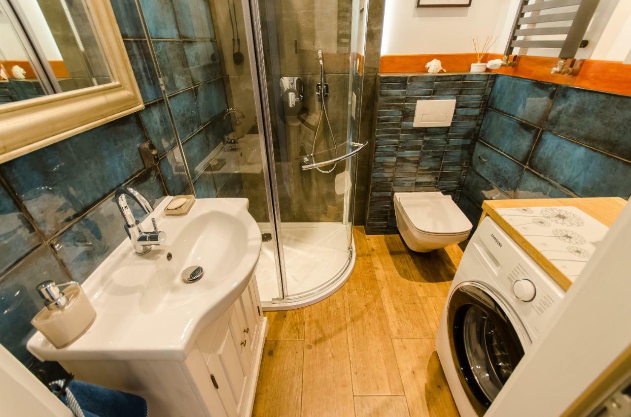 Apartament Emeryk Kraków Exteriör bild