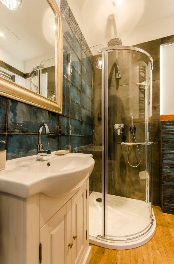 Apartament Emeryk Kraków Exteriör bild